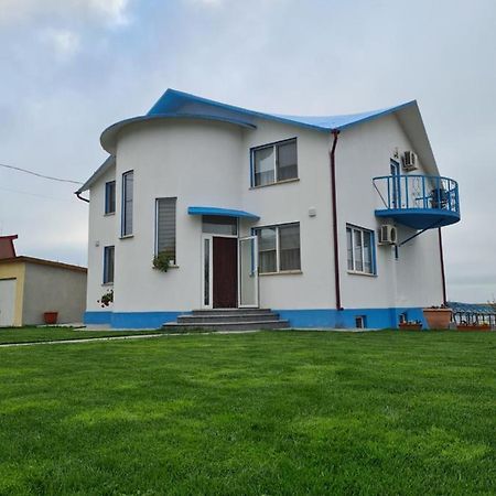 فندق Casa Matei مهموديا المظهر الخارجي الصورة